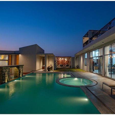 ジョードプル Casa Concreto-Infinite Luxuryヴィラ エクステリア 写真